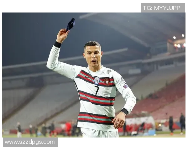 足球明星C罗队标的设计理念与影响力分析